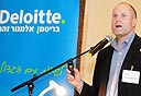 "לשוק לא אכפת מווינדוז מובייל 7"