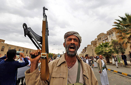 חייל בצבא תימן שתומך במורדים חייל בצבא תימן שתומך במורדים