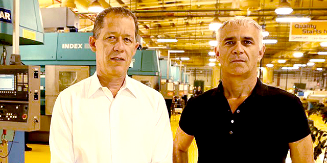 מימין ישי דוידי וגילון בק