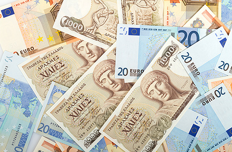 דרכמה או יורו? היוונים עשויים לחזור למטבע הישן דרכמה או יורו? היוונים עשויים לחזור למטבע הישן