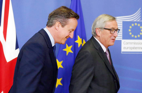 נשיא הנציבות האירופית ז'אן קלוד יונקר וראש ממשלת בריטניה דיוויד קמרון