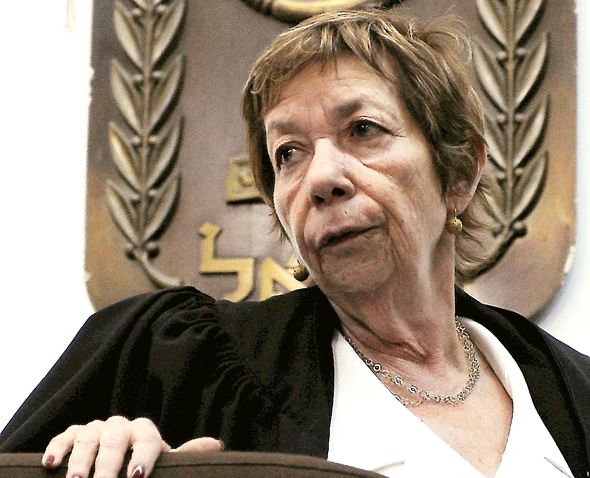 בראש ועדת השחרורים, השופטת רחל גרינברג בראש ועדת השחרורים, השופטת רחל גרינברג