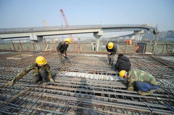 פועלי בניין. נהרג הפועל החמישי מתחילת השנה פועלי בניין. נהרג הפועל החמישי מתחילת השנה
