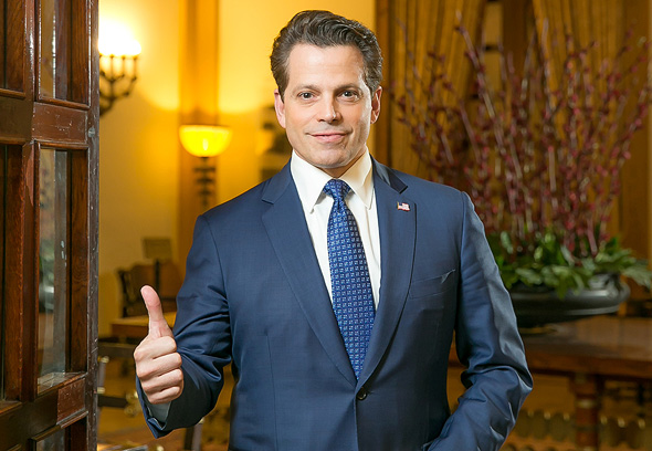 סקרמוצ’י. "קיבלתי את פיטוריי כמו ג'נטלמן. רעיונית אני מרגיש חלק מהצוות, וחלק ארוך טווח מהאג'נדה" סקרמוצ’י. "קיבלתי את פיטוריי כמו ג'נטלמן. רעיונית אני מרגיש חלק מהצוות, וחלק ארוך טווח מהאג'נדה"