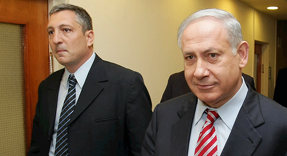 בנימין נתניהו ניר חפץ בשנת 2010 בנימין נתניהו ניר חפץ בשנת 2010