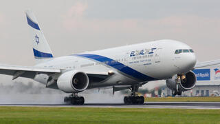 מטוס אל על בואינג 777, צילום: Rebius / Shutterstock